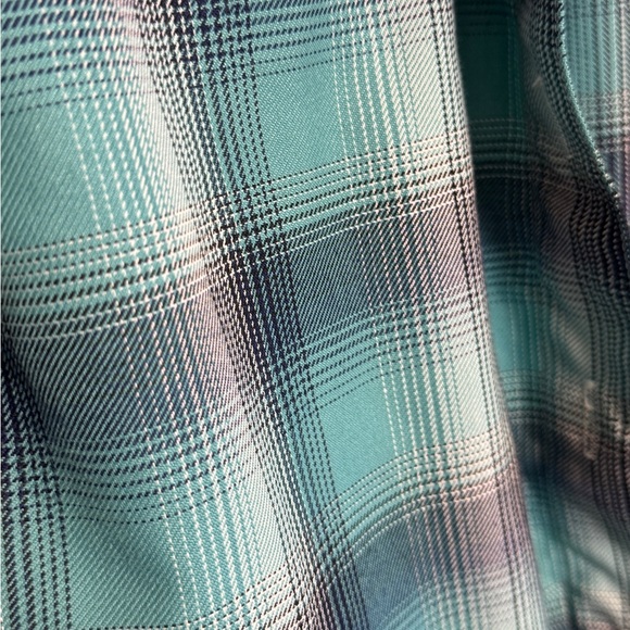 SOLD Dixon Flannel Company Green Plaid Shirt - Picture 4 of 4